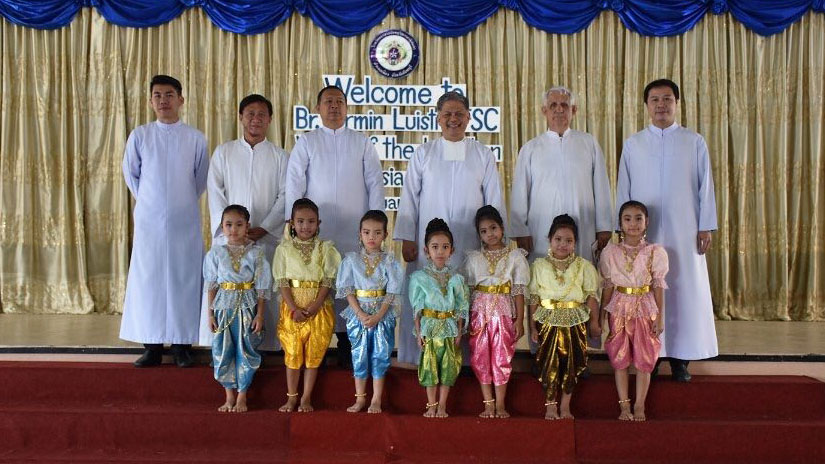 326-brother-visitor-chanthaburi