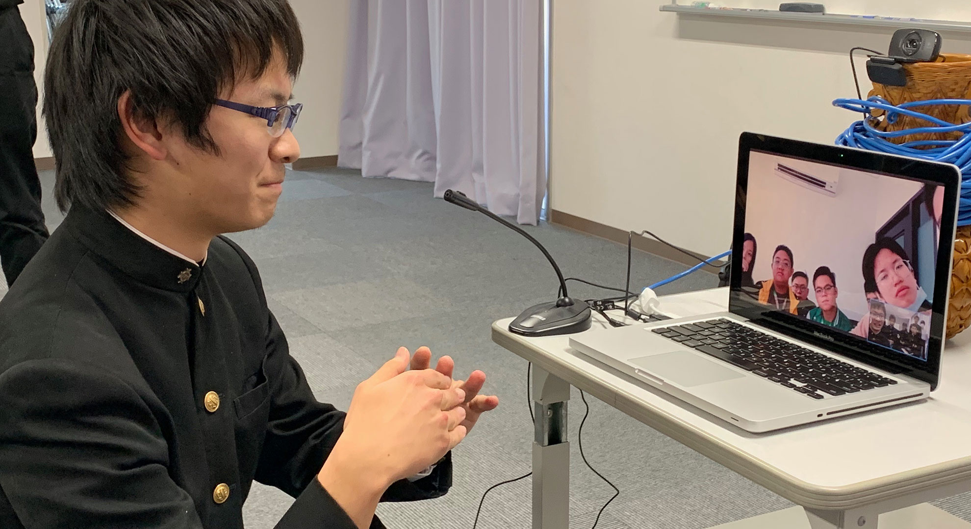330-kagoshima-manila-online-interaction