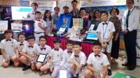 Teachers and Studentsshowcasing their annual achievement in the CoolThink@JCCoding Fairin 2019.